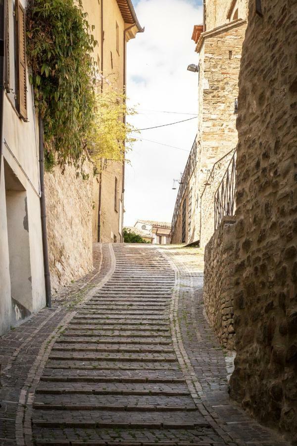 Casa Vacanze Montefalco Il Borgo公寓 外观 照片