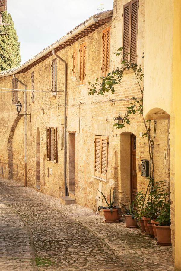 Casa Vacanze Montefalco Il Borgo公寓 外观 照片